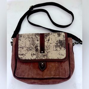 Vaan & Co. Excellent Shape! Upcycled! Leather Medium Crossbody Women’s Purse